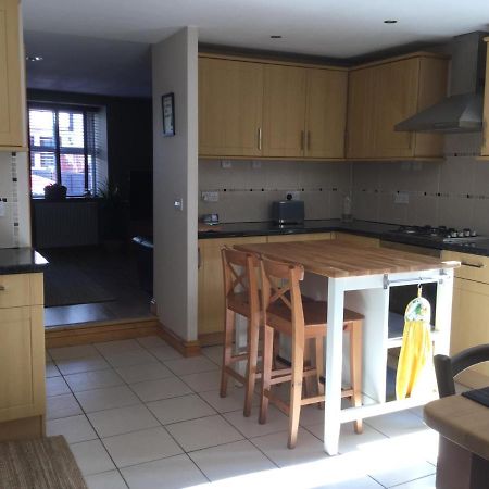 Apartmán 6 Beili Priory Abergavenny Exteriér fotografie