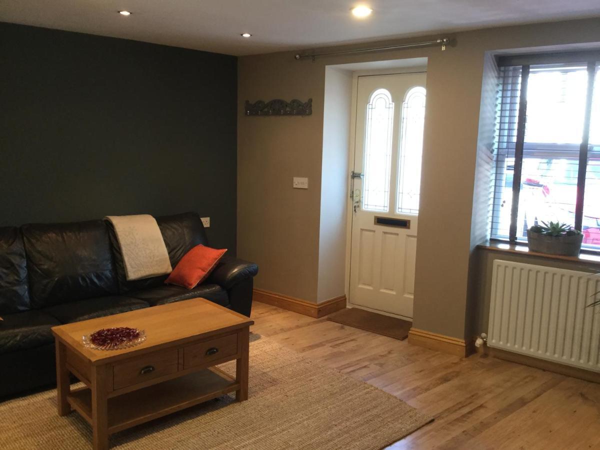 Apartmán 6 Beili Priory Abergavenny Exteriér fotografie